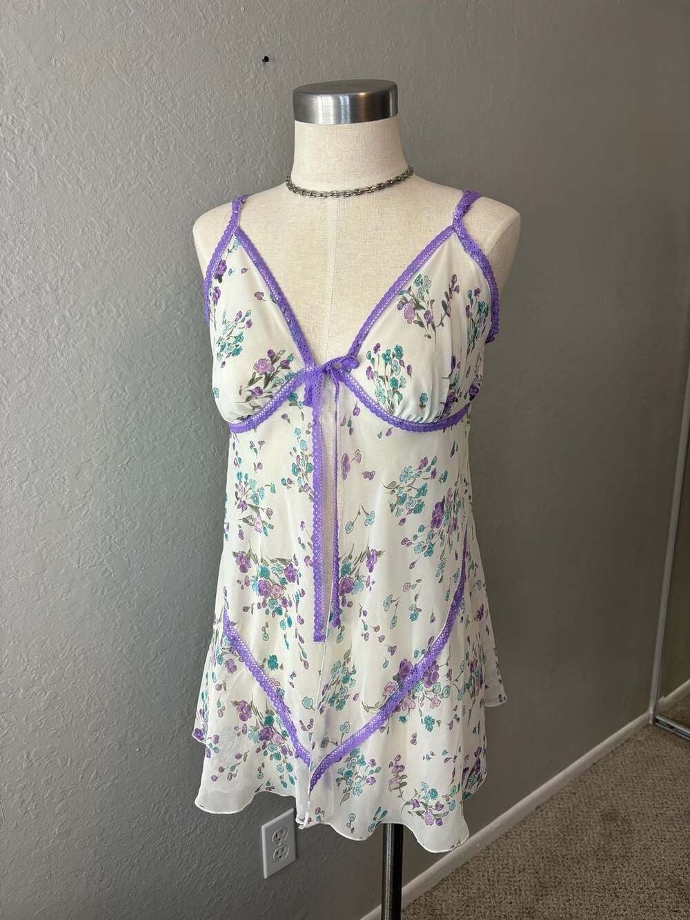 California Dynasty Vintage Floral Sheer Babydoll Chemise Nightgown, Size Medium